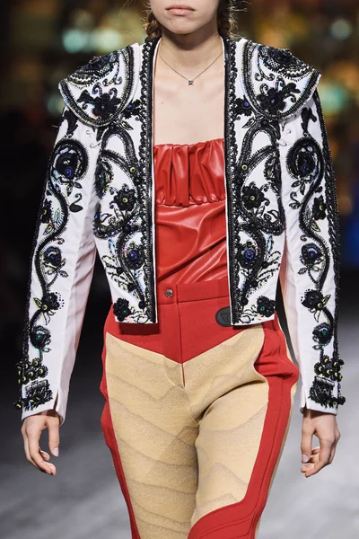 Look 139
